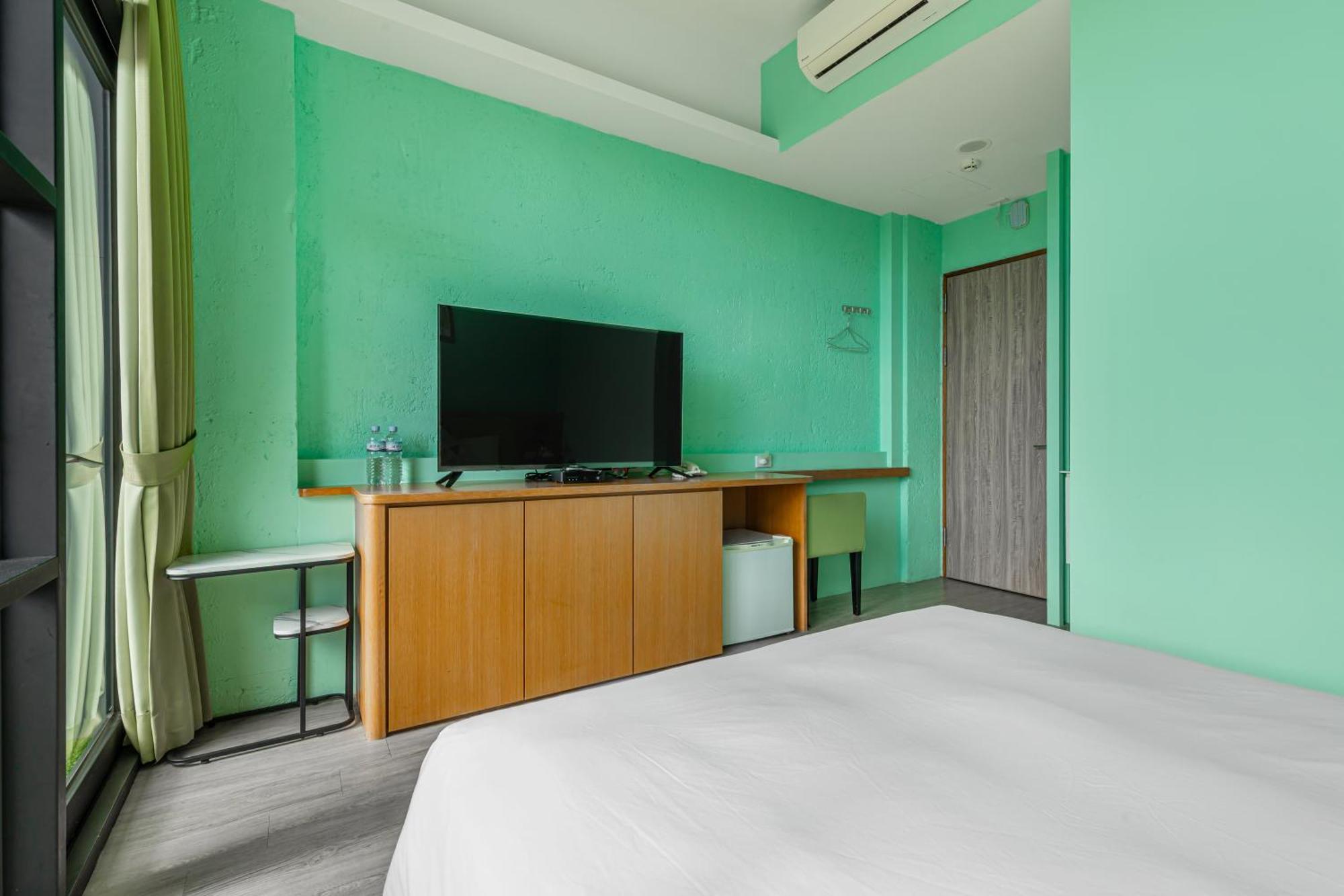 35.5 Inn Kenting Exterior photo