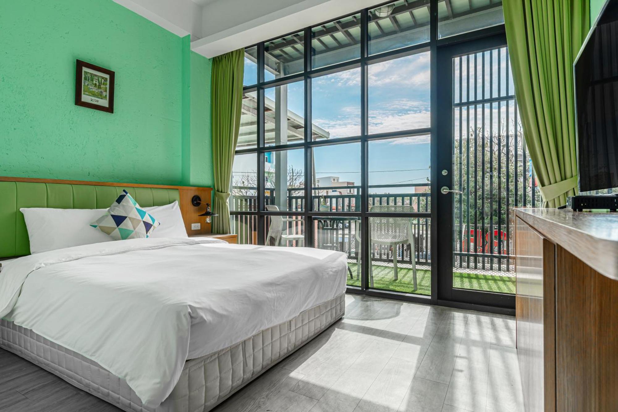 35.5 Inn Kenting Exterior photo